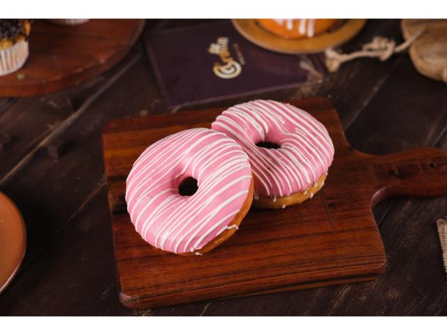 Berry Donut Set of 4