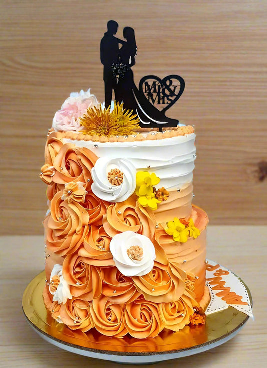Exotic cream flower cake