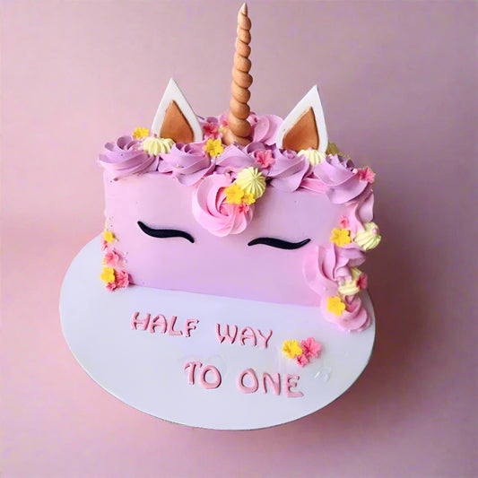 Unicorn 6 months cake