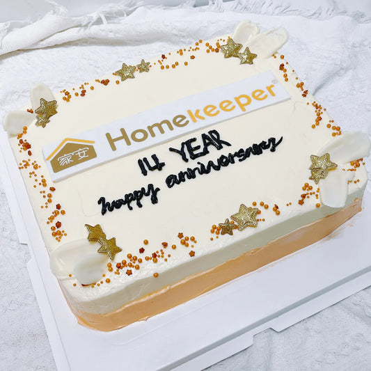 Anniversary Heartfelt Cake Design