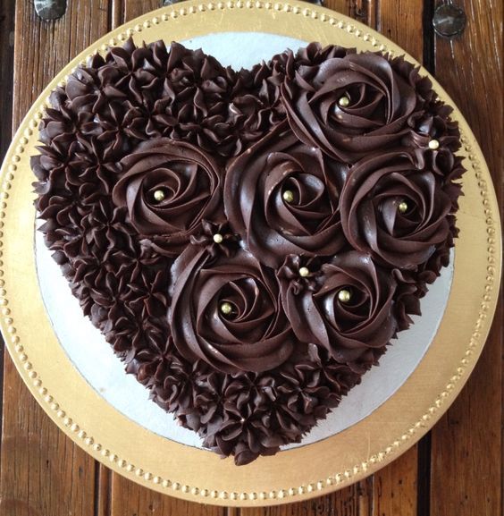 Chocolate heart love cake