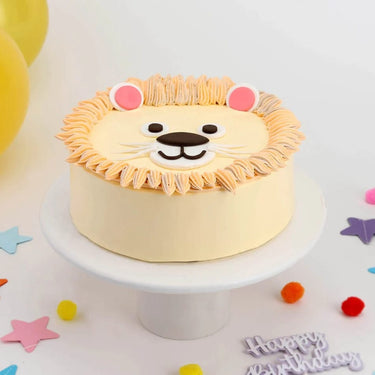 Cute lion cake