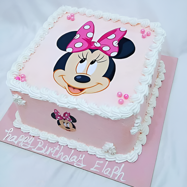 Mini mouse cake