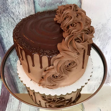 Chocolate flora cake