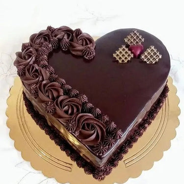 Designer heart cake