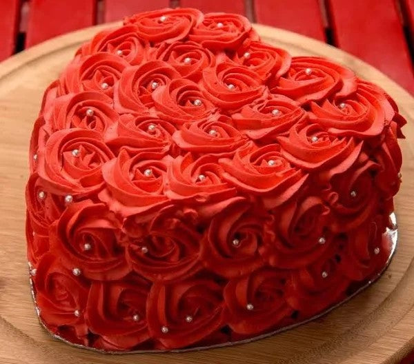 Heart Red Rose Creame cake