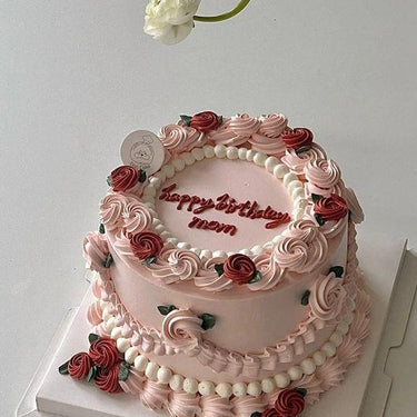 Love and Rose cake