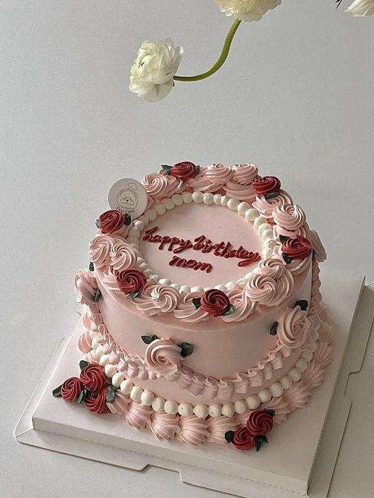 Love and Rose cake